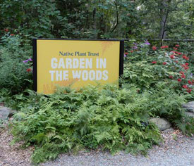 Garden in the Woods Welcomed us - here the sign at the entry area