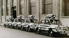 Renault 4 CV  CINZANO  Caravane Tour de France 1952