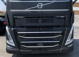 Der neue bullige Volvo mit dem markannten Kühlergrill