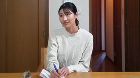 英会話の女性俳優｜朝香らん