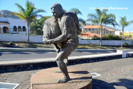 NEU! Monumento Lucha Canaria