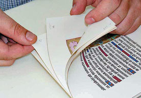 Vérification de l’assemblage des pages.