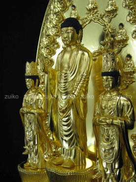 座薬師如来　桧淡彩切金　八角台座唐草光背割寸5寸3