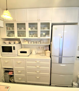 キッチン収納　カップボード　食器棚　フィオレストーン