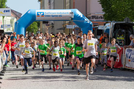 Der 2.5 km Lauf ist vor allem bei den Grundschulen beliebt. (Foto: E. Mintken)