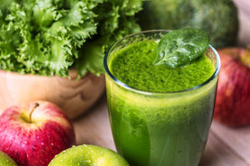 Grüner Smoothie - www.basenfasten-hamburg.net