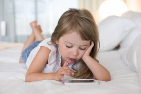 Empfehlung Bundesamt für Strahlenschutz: "Eltern sollen Ihre Kinder von Handys fernhalten."