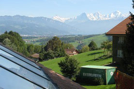 Solarthermie Indach Anlage von bern.solar - Holzrahmenkollektoren