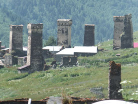 Ushguli-wachttorens-torens-Georgië-Svaneti