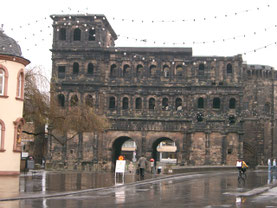 Trier-Romeins-poort-Augustus-Duitsland