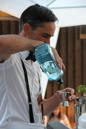 Daniel Danny Kirner, Danny's Mobile Bar, Dannys Mobile Bar, Mobiler Barkeeper, Mobiler Bartender, Mobile Bar, Mobile Cocktailbar, Cocktails, Cocktail, Mobile Bar, Barkeeper für Zuhause, Barkeeper mieten, Bartender mieten, Mobile Bar mieten