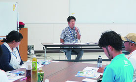 離島コンテンツフェアへの出展社説明会=16日午後、八重山事務所