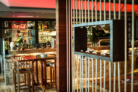 © Cafe Leonardo® - Reservierung & Ambiente