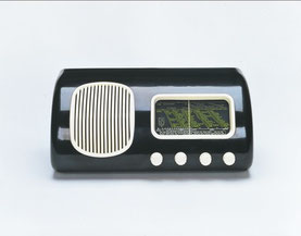 Schönes Design schon in den Anfängen: das Radio Beolit39 von Bang & Olusen stammt von 1939. Foto: B&O/PR