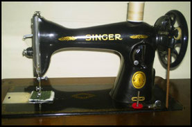 Singer 15-88 Treadle