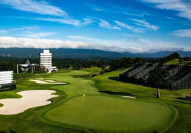 ココパリゾートクラブ 白山ヴィレッジコース クイーンコース (名物ホール) 18番 PAR5
