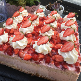 Erdbeersahne Schnitte