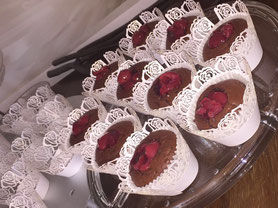 Schokomuffins mit Kirschfüllung