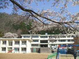 牧谷小学校