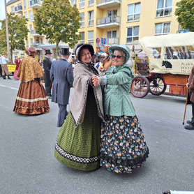 Frauen tanzen