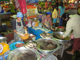 Chang-Rai-markt-fruit-koopwaar-stal-Thailand