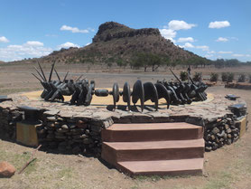 Dundee-slagvelden-monument-Boeren-Brits-Zoeloe-wielen-cirkel