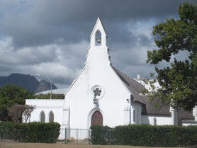 Swellendam-kerk-wit-Zuid-Afrika
