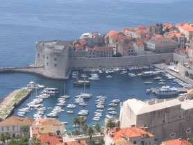 Dubrovnik-haven-stadsmuur-Kroatië