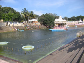 Tirumala-pelgrimsoord-India-water-meer-heilig