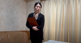 看護師役の女性俳優｜映像資料