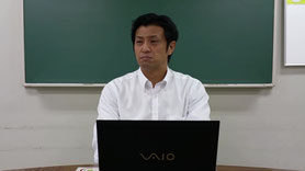 怒らない上司役を演じる俳優の原
