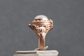 Giftring, Vintage Ring Mondstein, Cabochon, Ring mit Geheimfach, Silber mit Roségold plattiert, Rotgold, antiker Ring Regenbogen Mondstein, mishmish