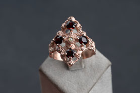 antiker Ring mit Granat und Saatperle, mishmish Unikatschmuck, Vintage Ring, Rotgold, Vintage Schmuck, nachhaltiger Schmuck, sustainable jewelry, Schmuck aus Deutschland