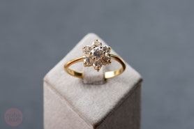 Vintage Ring Blüte, Blume, Gelbgold, Verlobungsring, Valentinstag Geschenk,, silber, Vintage Schmuck, fairer Schmuck, nachhaltiger Schmuck, Unikatschmuck, Schmuck aus Deutschland, mishmish Schmuck, Geschenk Frau, aus alt mach neu Schmuck, shop local