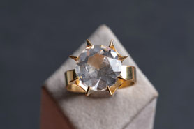 Vintage Ring mit Bergkristall, Solitär, Gelbgold, silber, Vintage Schmuck, fairer Schmuck, nachhaltiger Schmuck, Unikatschmuck, Schmuck aus Deutschland