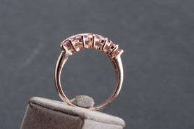 Ring mit Amethyst, Ring Amethyst Rosegold, Amethystring Gold, Schmuck Unikat kaufen, Ring mit lila Stein, Verlobungsring, mishmish Unikatschmuck, Ring Rotgold, Vintage Ring, Roségold, Schmuck lokal München, Vintage Schmuck, nachhaltiger Schmuck