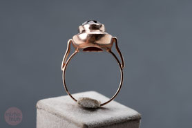50er Jahre Ring mit Granatstein in rosegold, Ring dunkelroter Granat, Ring bordeaux, Ring Roségold, mishmish Unikate
