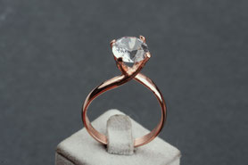 Ring Bergkristall Silber, Ring Bergkristall Rosegold, Ring 60er Jahre, Bergkristall Solitär, Ring Roségold, Verlobungsring, Ring Marry Me, Ring Heirate mich, mishmish Unikatschmuck, Ring Rotgold, Vintage Ring, Roségold, Schmuck lokal München