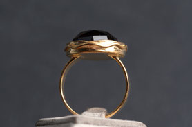 Vintage Ring mit grossem Rauchquarz, Gelbgold, Verlobungsring, Valentinstag Geschenk, silber, Vintage Schmuck, fairer Schmuck, nachhaltiger Schmuck, Unikatschmuck, Schmuck aus Deutschland, mishmish Schmuck, Geschenk Frau, aus alt mach neu Schmuck