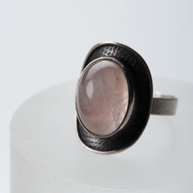 Vintage Ring mit Rosenquarz Cabochon, 925 silber, mishmish Unikatschmuck