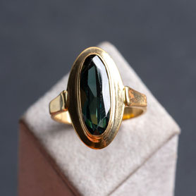 Vintage Ring Spinell grün, 835 Silber Meistermarke, neu mit mit 18k Gelbgold plattiert, mishmish Unikatschmuck