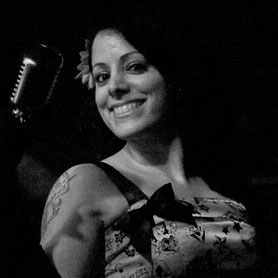 Nina Salhab, Musik- und Stimm-Paedagogin, Vocal Coach, Gesang, Gesangsunterricht Freiburg