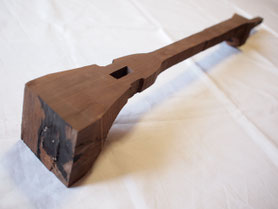 八重山ゆし木三線製作 - 八重山三線工房