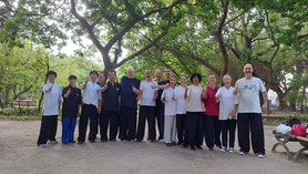 2023/10/31　久しぶりに台北にある228公園の教室に参加できました。先生方とフランスからのメンバーとの写真です