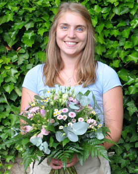 Das Grünschnabel-Team - Lena Wirth, Floristin bei Blumen Grünschnabel