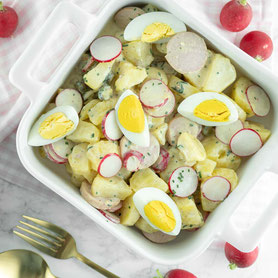Cervelat-Kartoffelsalat aus dem Dampfgarer.