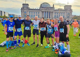 Magdeburger Laufteam vor dem Reichstag