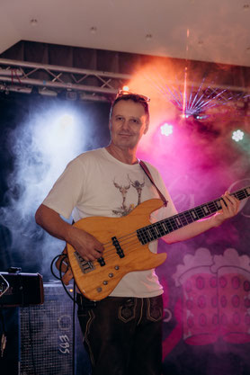 Partyband, Stimmungsband , Oktoberfest, Volksfest, Faschingsball, Partyband aus Bayern, Stimmungsband aus Bayern, Partyband aus Niederbayern, Stimmungsband aus Niederbayern 
