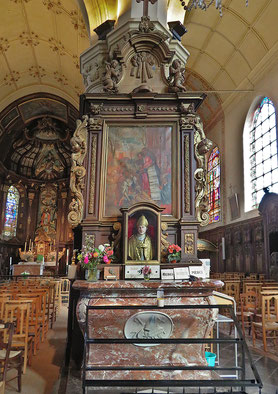 Retable latéral droit de l'église Saint-Martin d'Arnèke, autel de St Gohard. 