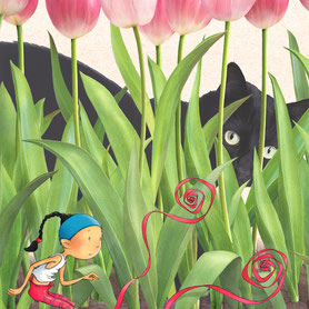 Chat noir caché derrière les tulipes, guette Timeliot